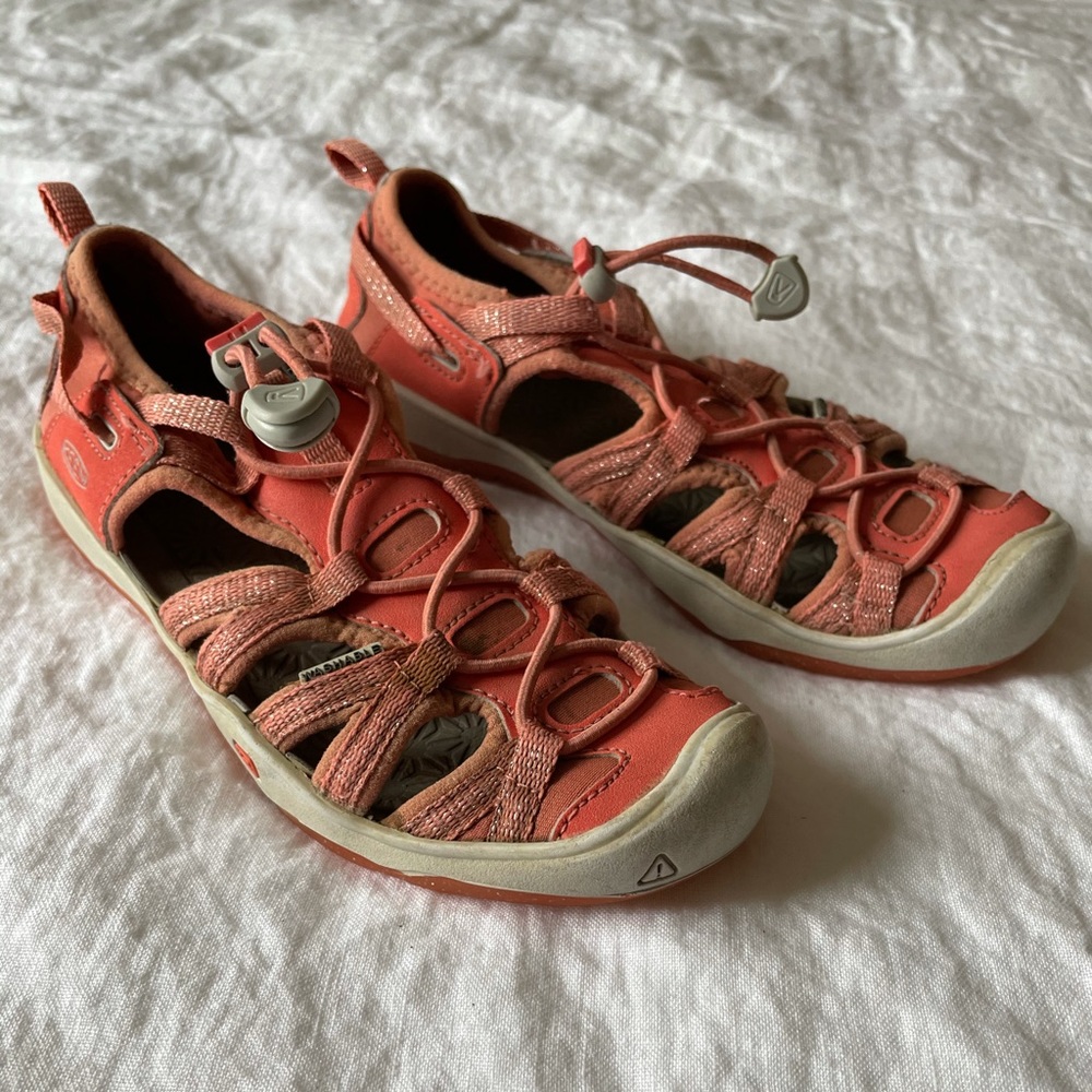 Keen Moxie river shoes